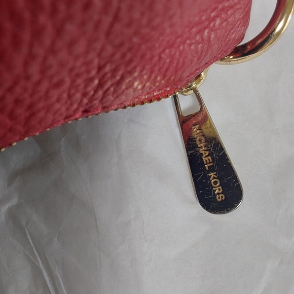 Michael Kors Red shoulder/crossbody - Picture 8 of 12